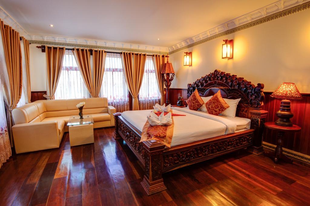 Okay Boutique Hotel Phnom-Penh Buitenkant foto