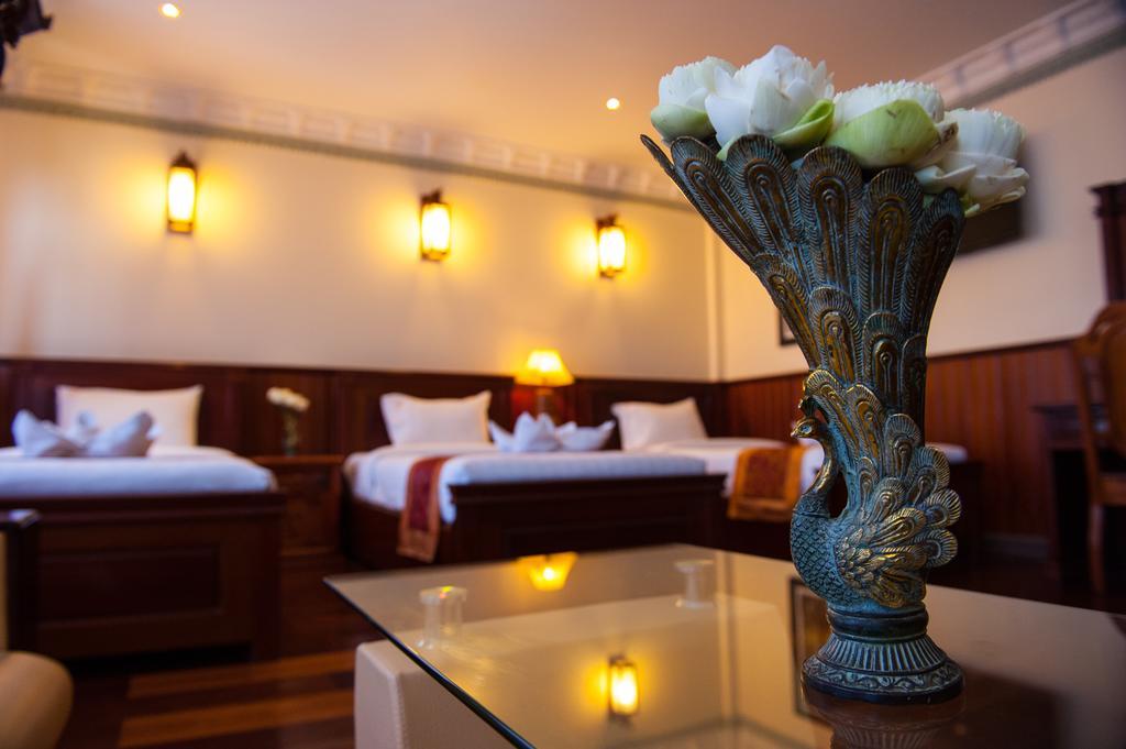 Okay Boutique Hotel Phnom-Penh Buitenkant foto