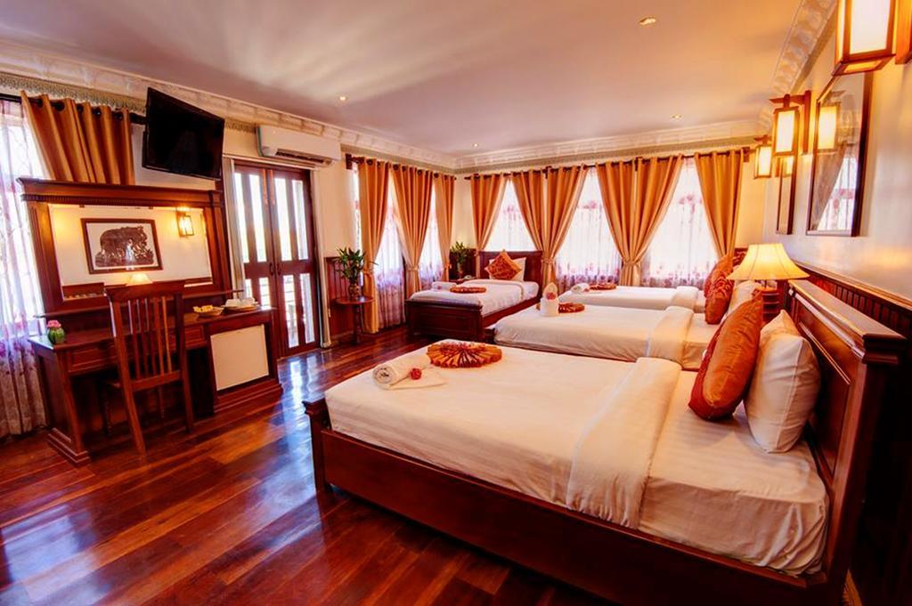 Okay Boutique Hotel Phnom-Penh Buitenkant foto