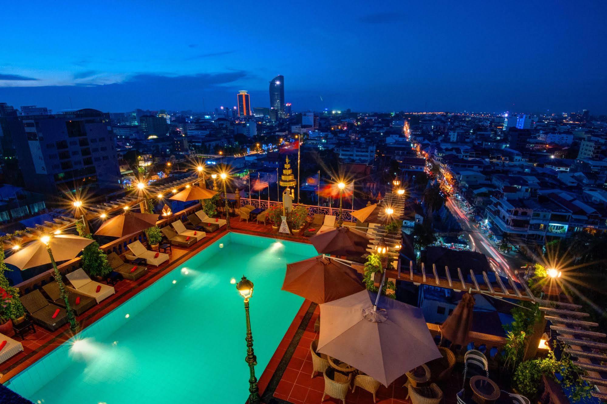 Okay Boutique Hotel Phnom-Penh Buitenkant foto